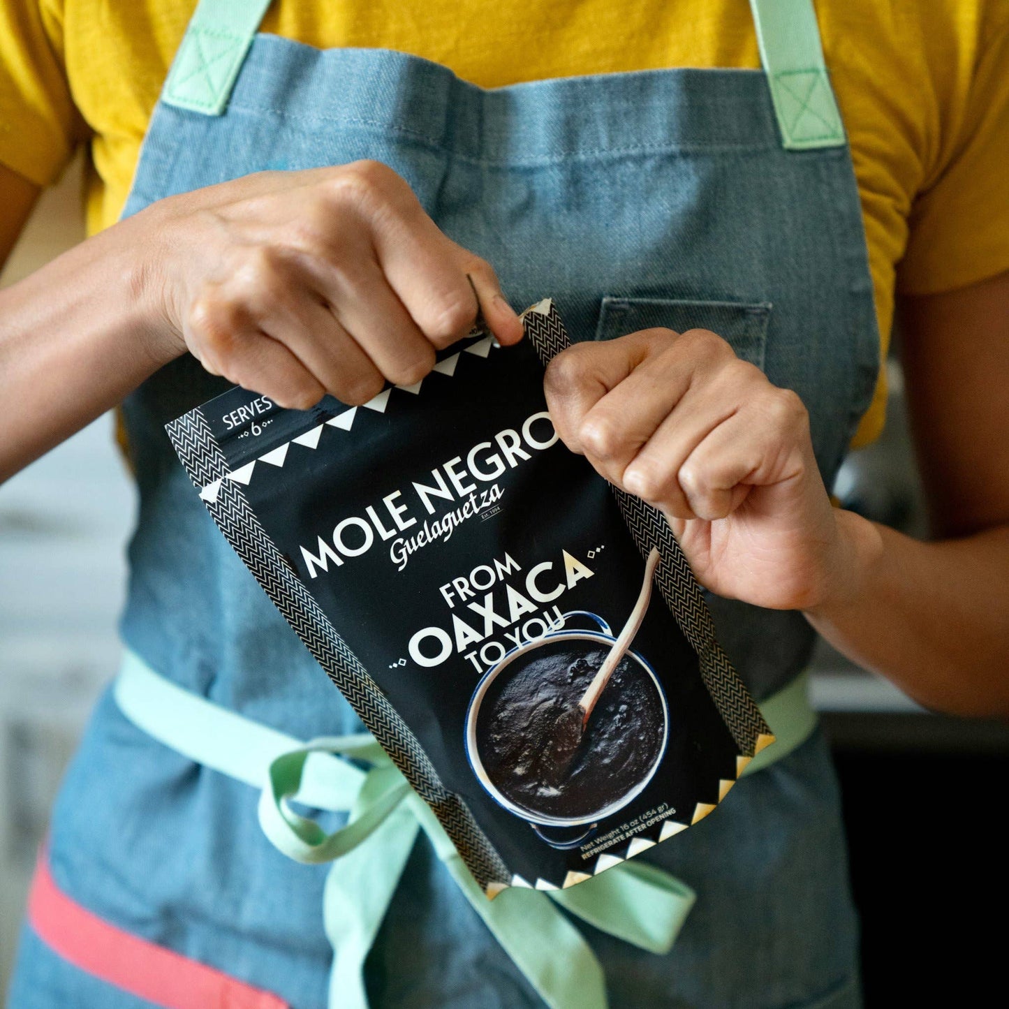 Mole Negro Starter 16 oz