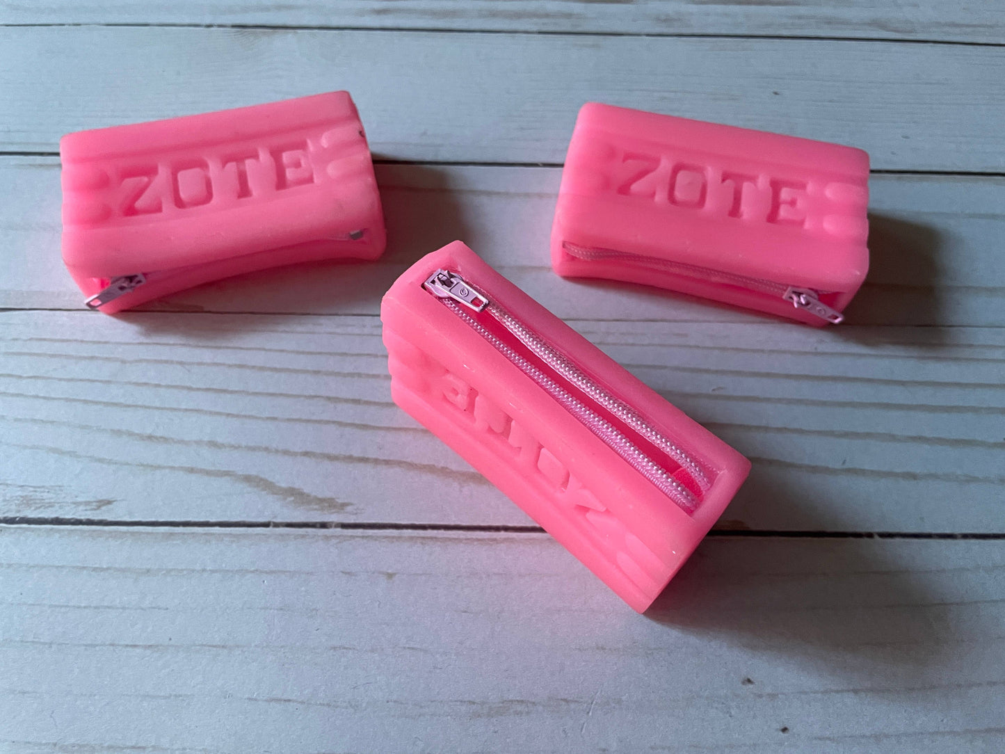 Zote Pouch